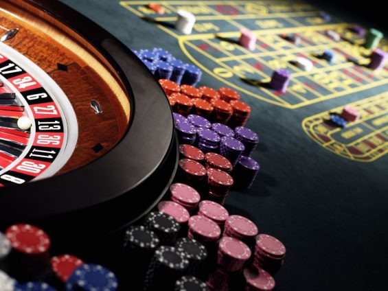 Online poker learning: